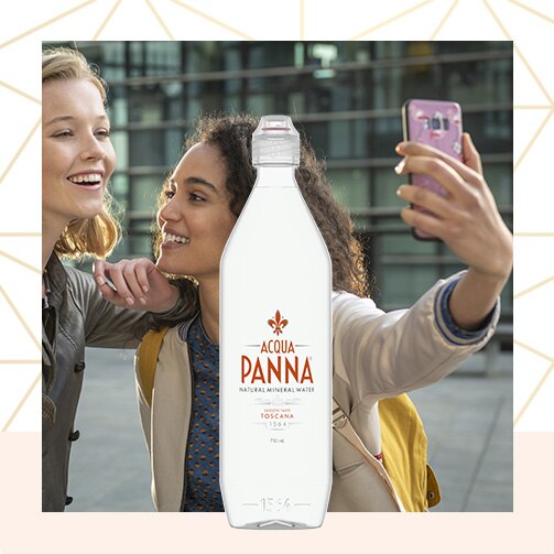 Acqua Panna 75 cl Plastic Bottle and Girl's Selfie