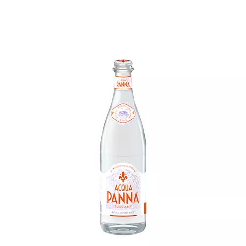 Acqua Panna 75 cl glass water bottle pitch
