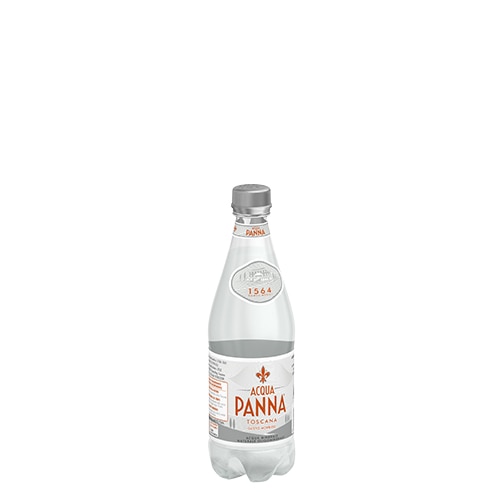 Acqua Panna Bottiglia di plastica 50 cl senza sfondo prospettiva