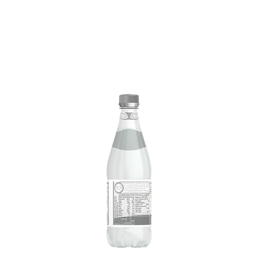 Acqua Panna Bottiglia di plastica 50 cl senza sfondo retro
