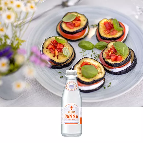 Acqua Panna Bottiglia di vetro 25 cl e pasto leggero Animazione