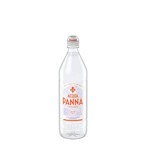 Acqua Panna 75 cl bottiglia di plastica prospettiva