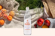 Acqua Panna ragazzo che beve 