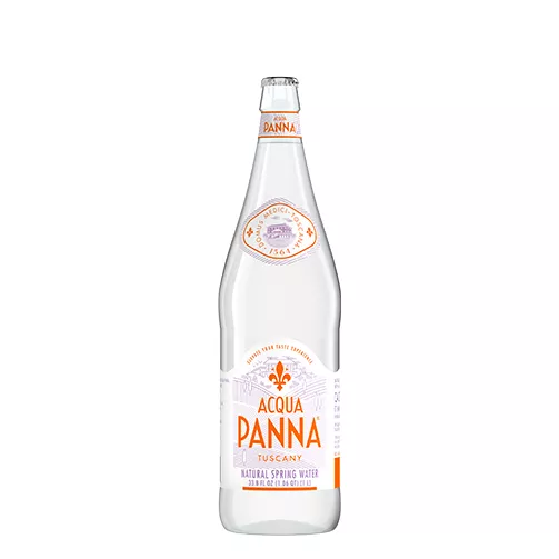 front 1 liter glass bottle acqua panna